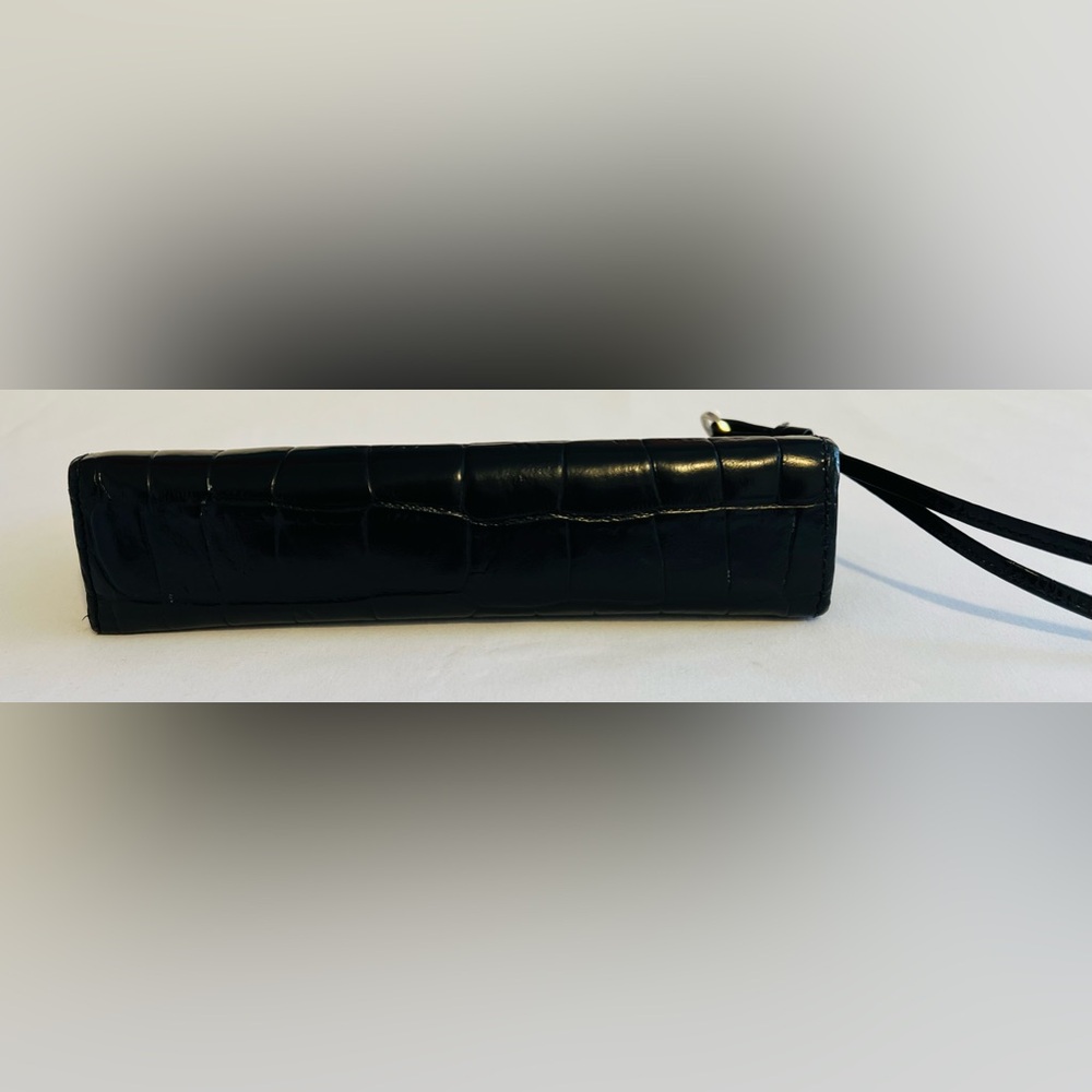 BURBERRY Alligator Embossed Wristlet - Picture 5 of 15